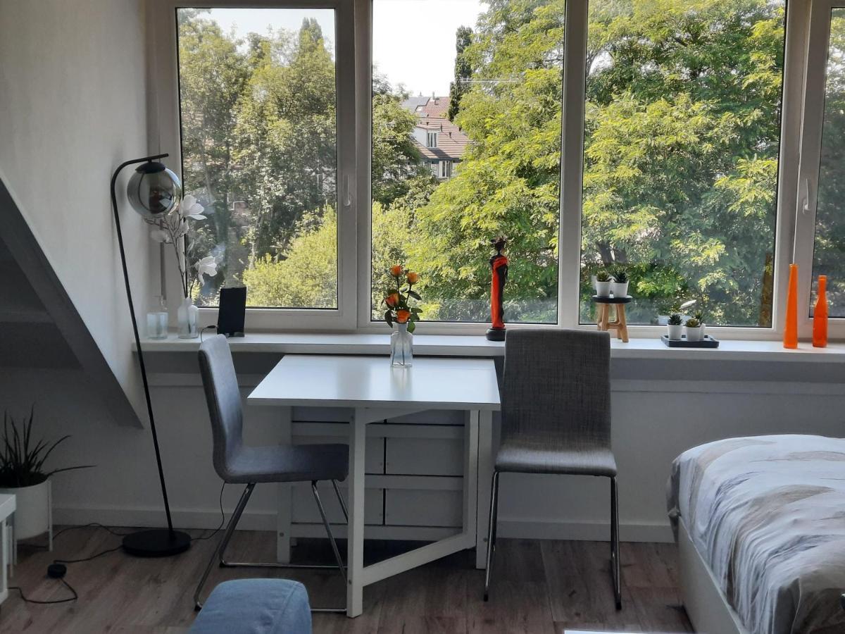 ホテル Studio 76 Groningen Met Gratis Leenfietsen エクステリア 写真